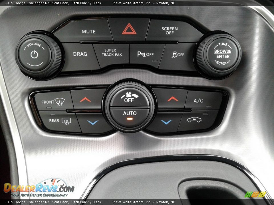 2019 Dodge Challenger R/T Scat Pack Pitch Black / Black Photo #28