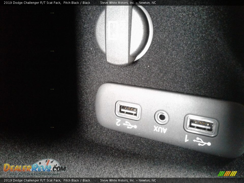 2019 Dodge Challenger R/T Scat Pack Pitch Black / Black Photo #30