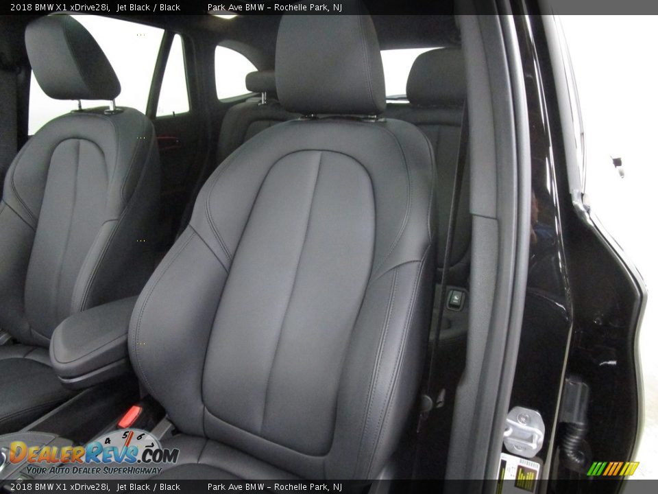 2018 BMW X1 xDrive28i Jet Black / Black Photo #5
