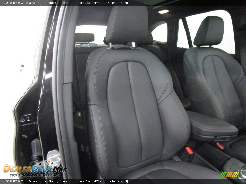 2018 BMW X1 xDrive28i Jet Black / Black Photo #11