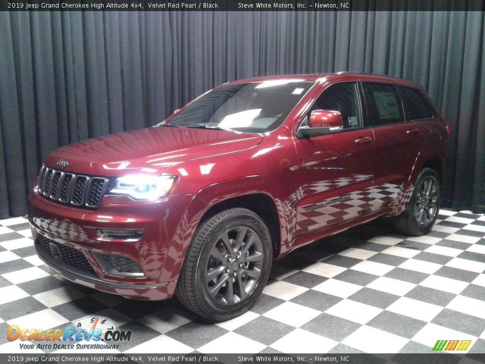 2019 Jeep Grand Cherokee High Altitude 4x4 Velvet Red Pearl / Black Photo #2