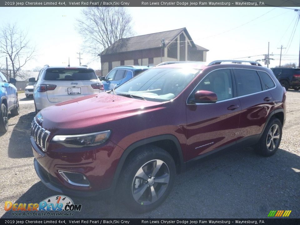 2019 Jeep Cherokee Limited 4x4 Velvet Red Pearl / Black/Ski Grey Photo #1