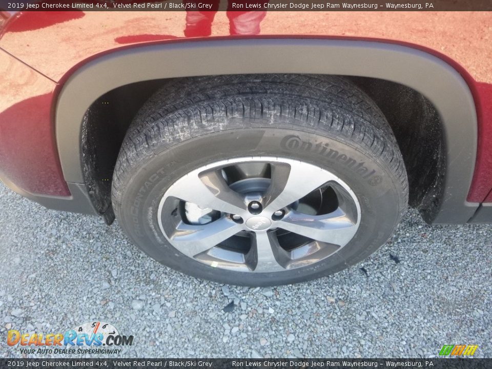 2019 Jeep Cherokee Limited 4x4 Velvet Red Pearl / Black/Ski Grey Photo #2