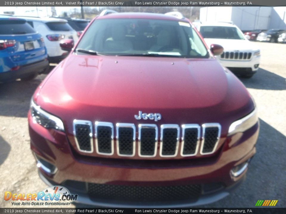 2019 Jeep Cherokee Limited 4x4 Velvet Red Pearl / Black/Ski Grey Photo #8