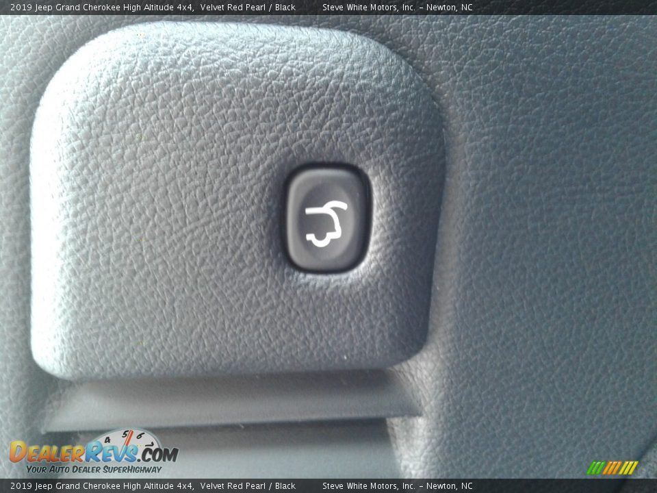 2019 Jeep Grand Cherokee High Altitude 4x4 Velvet Red Pearl / Black Photo #12