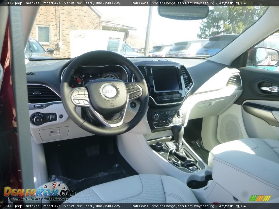 2019 Jeep Cherokee Limited 4x4 Velvet Red Pearl / Black/Ski Grey Photo #11