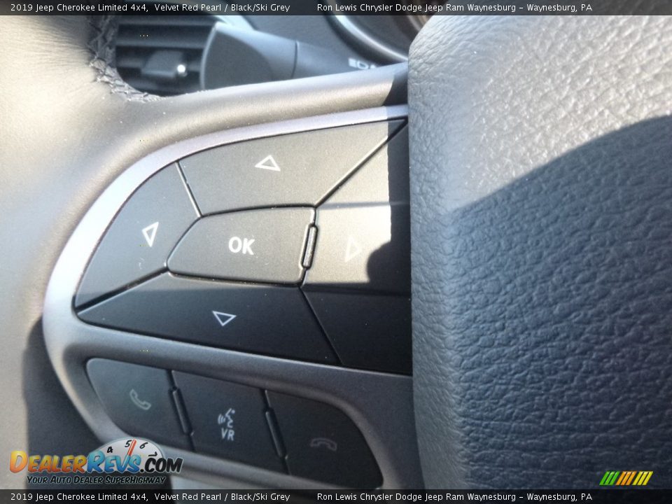 2019 Jeep Cherokee Limited 4x4 Velvet Red Pearl / Black/Ski Grey Photo #16