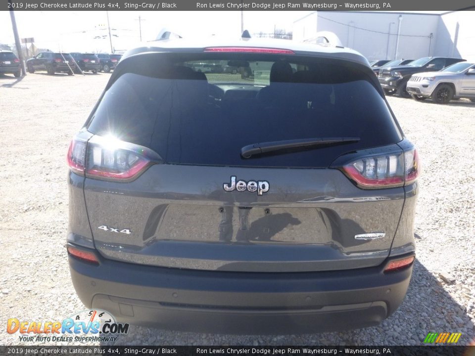 2019 Jeep Cherokee Latitude Plus 4x4 Sting-Gray / Black Photo #4