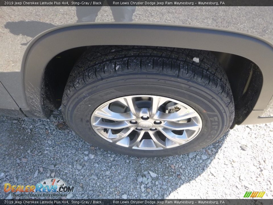 2019 Jeep Cherokee Latitude Plus 4x4 Sting-Gray / Black Photo #9