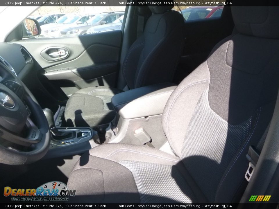 2019 Jeep Cherokee Latitude 4x4 Blue Shade Pearl / Black Photo #15