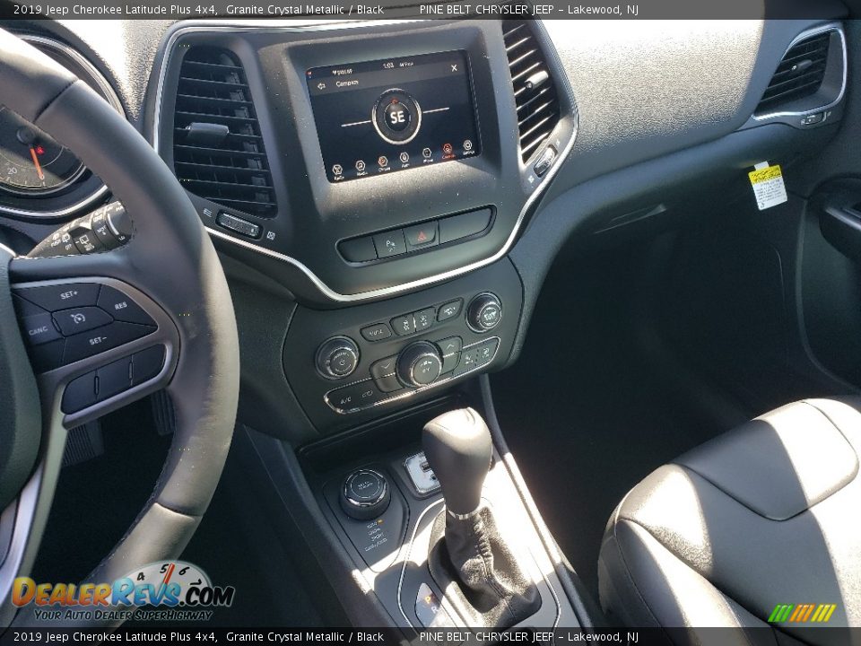 2019 Jeep Cherokee Latitude Plus 4x4 Granite Crystal Metallic / Black Photo #10