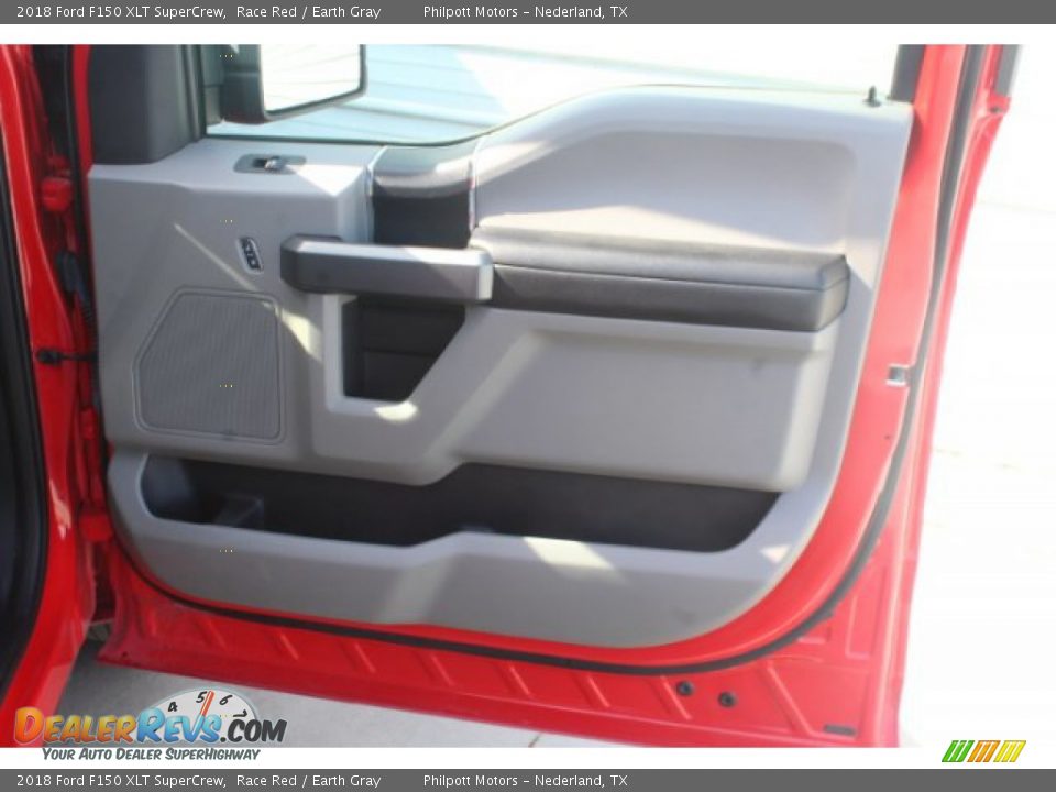 2018 Ford F150 XLT SuperCrew Race Red / Earth Gray Photo #23