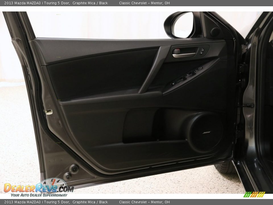 2013 Mazda MAZDA3 i Touring 5 Door Graphite Mica / Black Photo #4