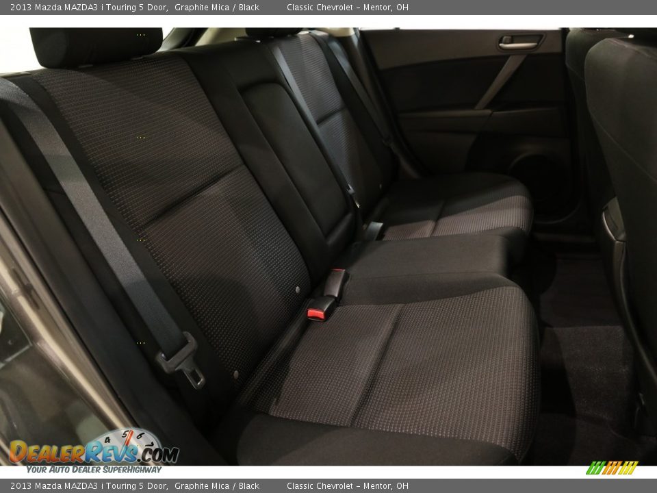 2013 Mazda MAZDA3 i Touring 5 Door Graphite Mica / Black Photo #14