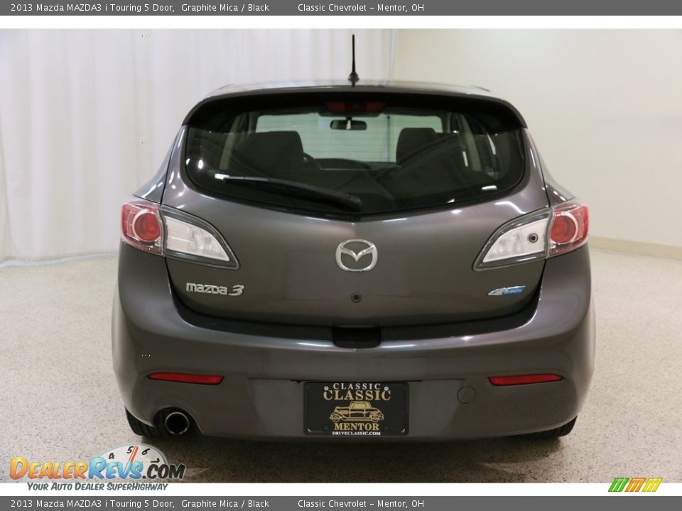 2013 Mazda MAZDA3 i Touring 5 Door Graphite Mica / Black Photo #16