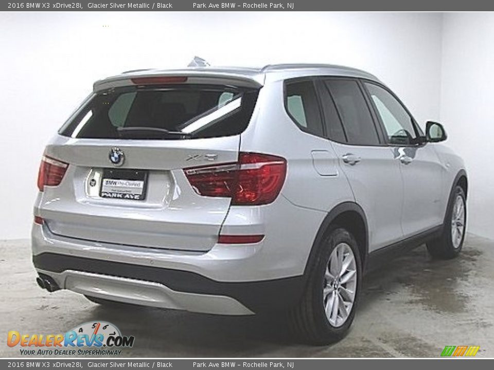 2016 BMW X3 xDrive28i Glacier Silver Metallic / Black Photo #3
