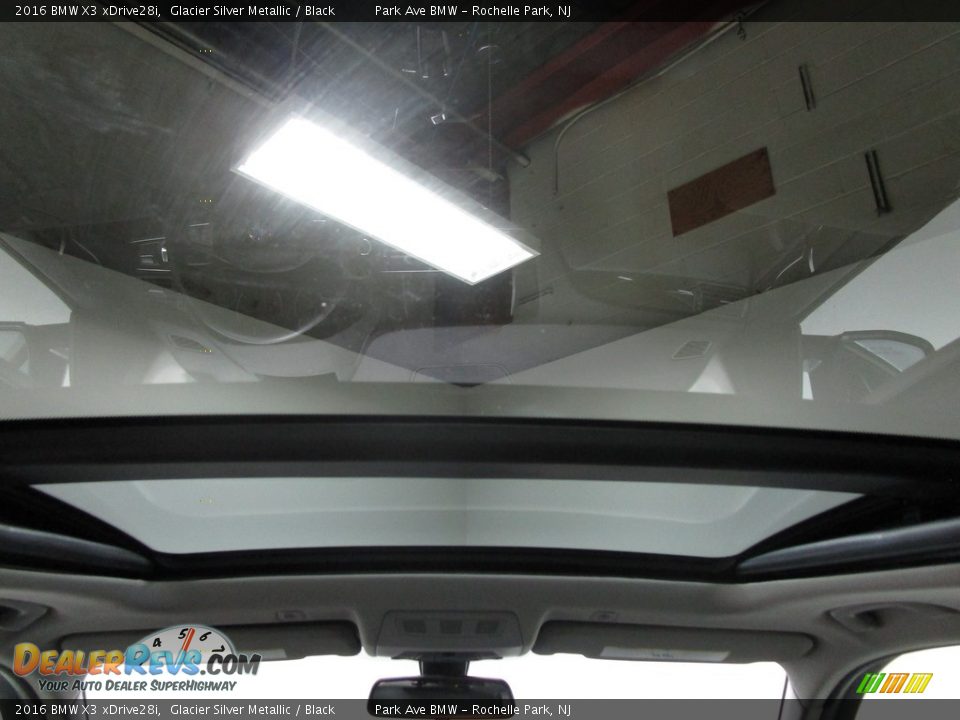 2016 BMW X3 xDrive28i Glacier Silver Metallic / Black Photo #19