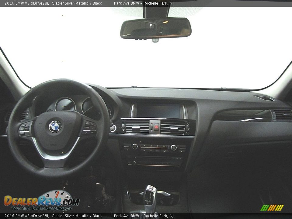 2016 BMW X3 xDrive28i Glacier Silver Metallic / Black Photo #20