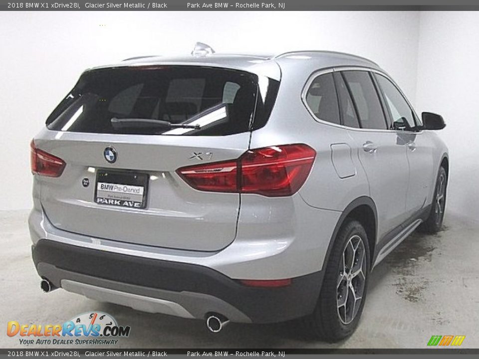2018 BMW X1 xDrive28i Glacier Silver Metallic / Black Photo #4
