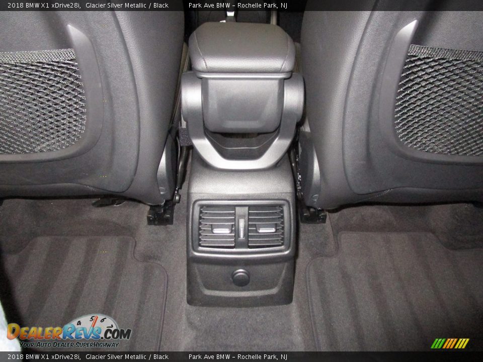 2018 BMW X1 xDrive28i Glacier Silver Metallic / Black Photo #19