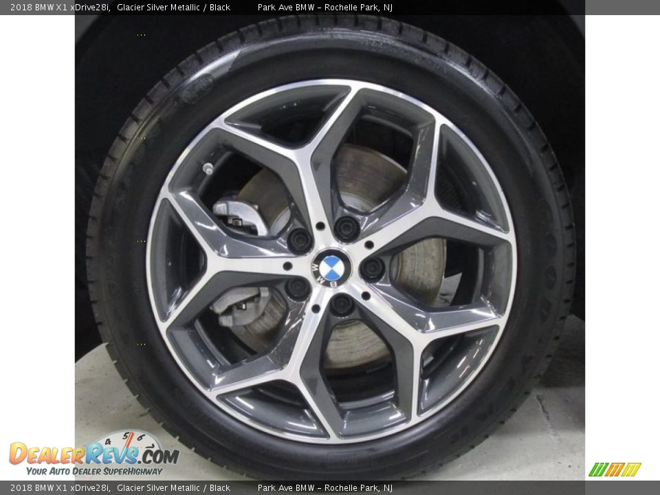 2018 BMW X1 xDrive28i Glacier Silver Metallic / Black Photo #28