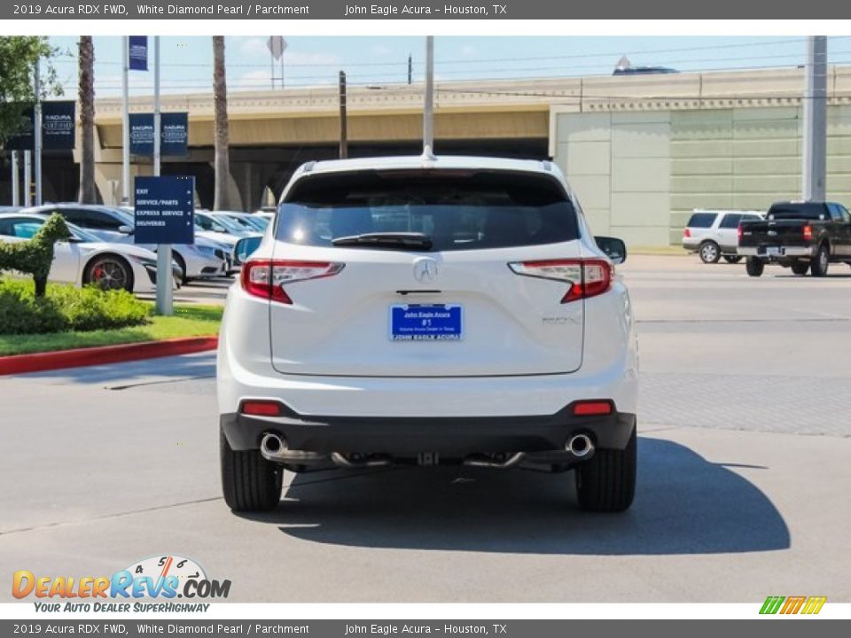 2019 Acura RDX FWD White Diamond Pearl / Parchment Photo #6