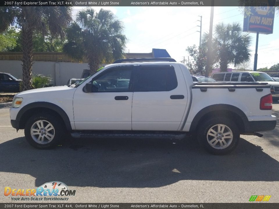 2007 Ford Explorer Sport Trac XLT 4x4 Oxford White / Light Stone Photo #6