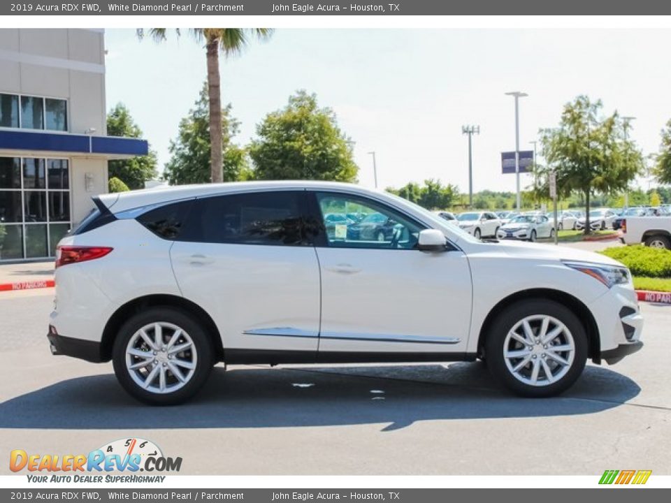 2019 Acura RDX FWD White Diamond Pearl / Parchment Photo #8