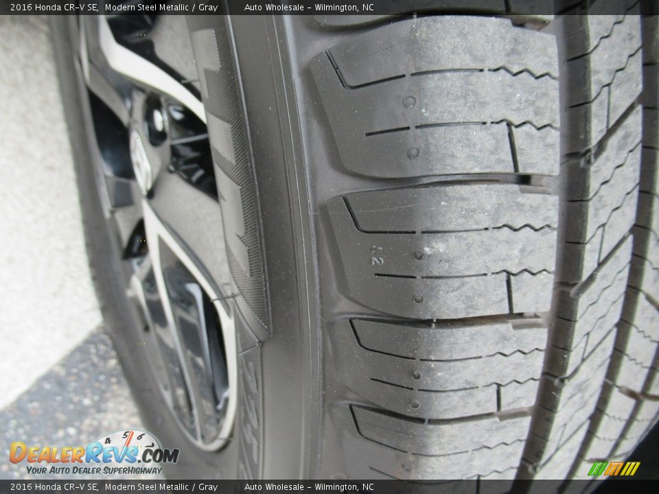 2016 Honda CR-V SE Modern Steel Metallic / Gray Photo #8