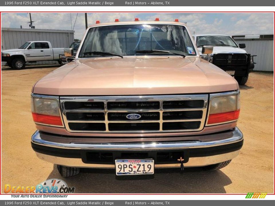1996 Ford F250 XLT Extended Cab Light Saddle Metallic / Beige Photo #11