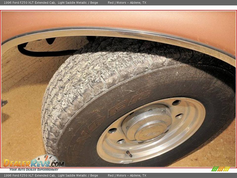 1996 Ford F250 XLT Extended Cab Light Saddle Metallic / Beige Photo #12