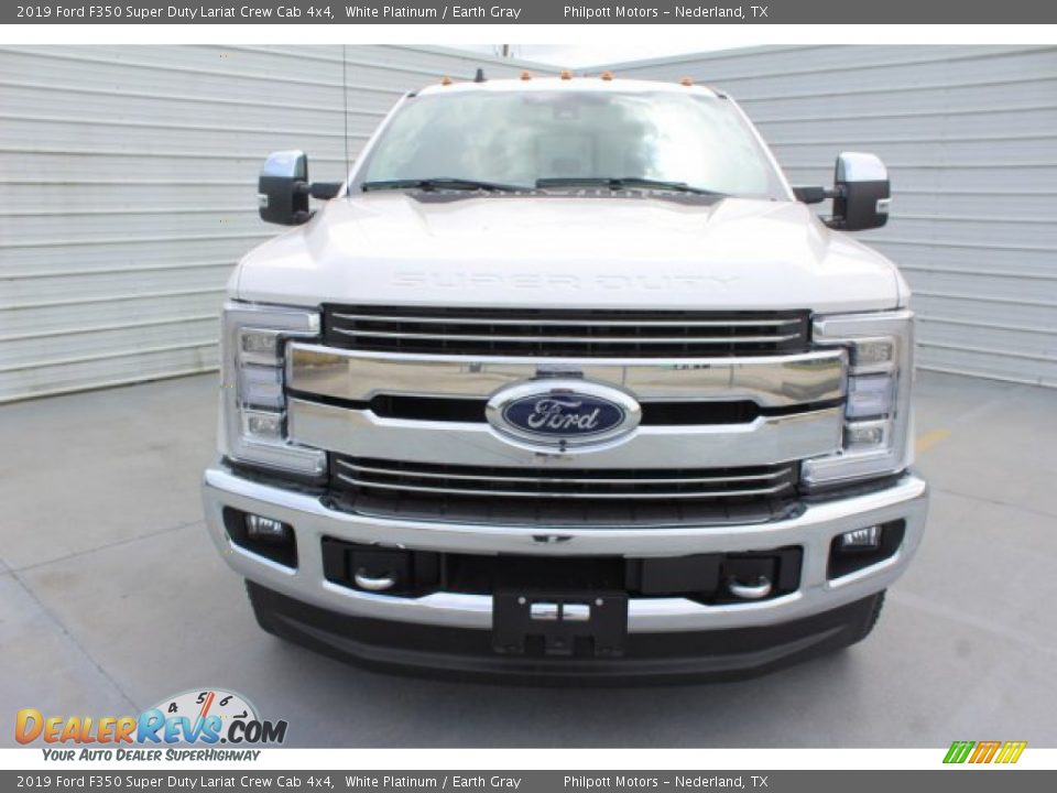 2019 Ford F350 Super Duty Lariat Crew Cab 4x4 White Platinum / Earth Gray Photo #2