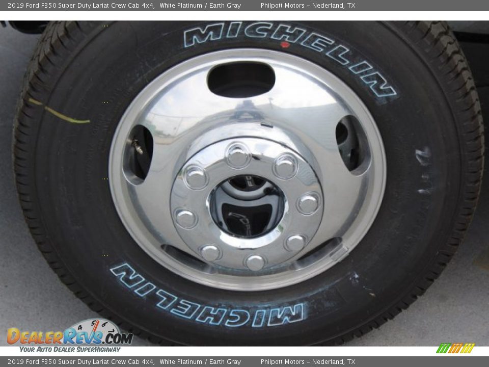 2019 Ford F350 Super Duty Lariat Crew Cab 4x4 White Platinum / Earth Gray Photo #4
