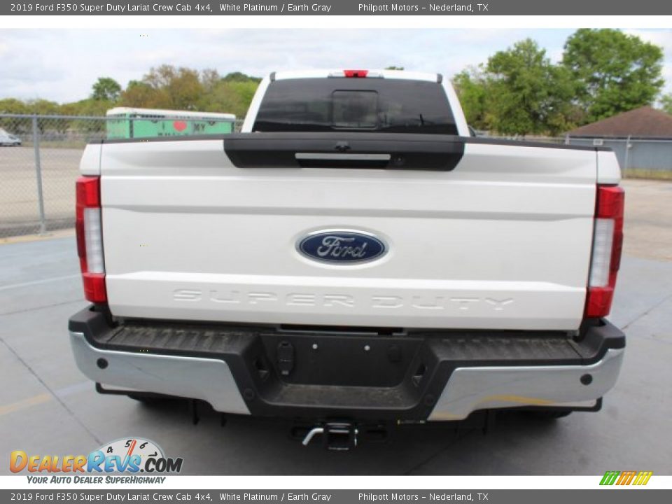 2019 Ford F350 Super Duty Lariat Crew Cab 4x4 White Platinum / Earth Gray Photo #8