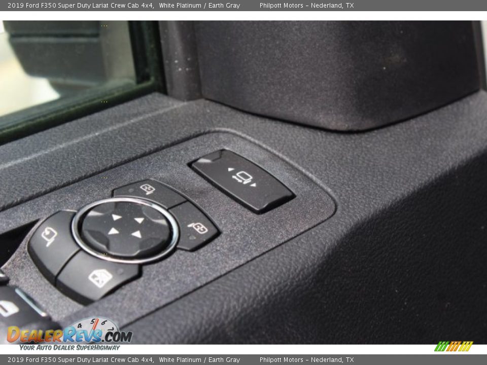 2019 Ford F350 Super Duty Lariat Crew Cab 4x4 White Platinum / Earth Gray Photo #12