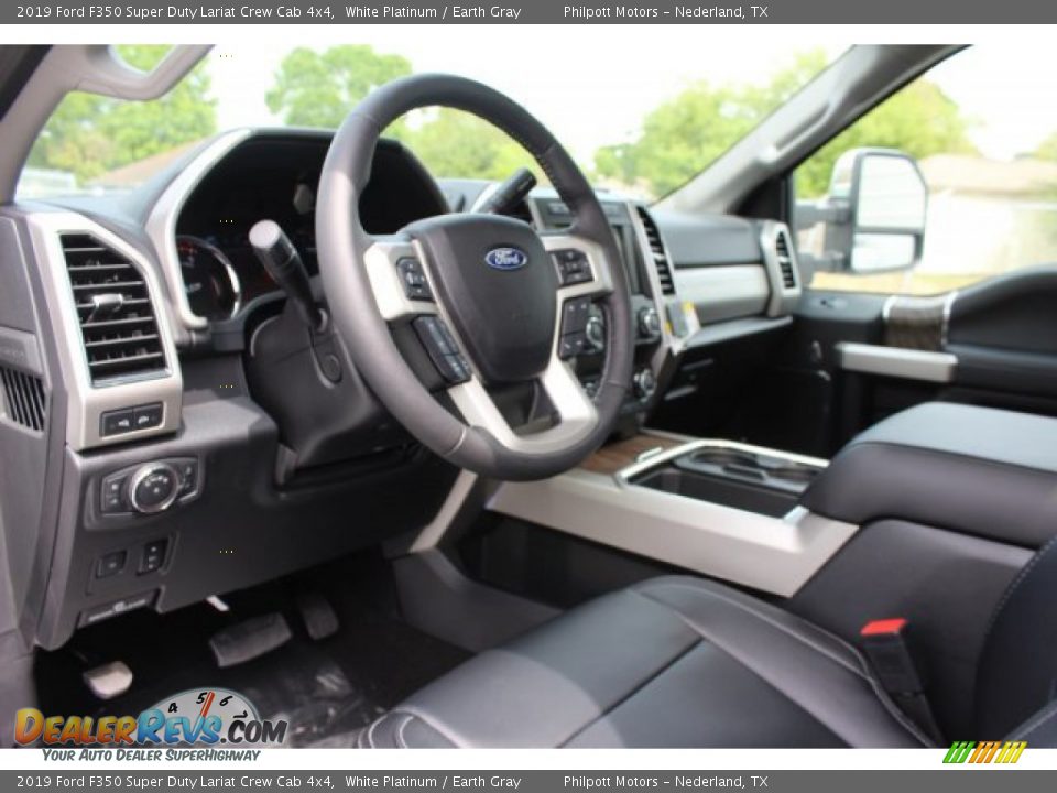 2019 Ford F350 Super Duty Lariat Crew Cab 4x4 White Platinum / Earth Gray Photo #14