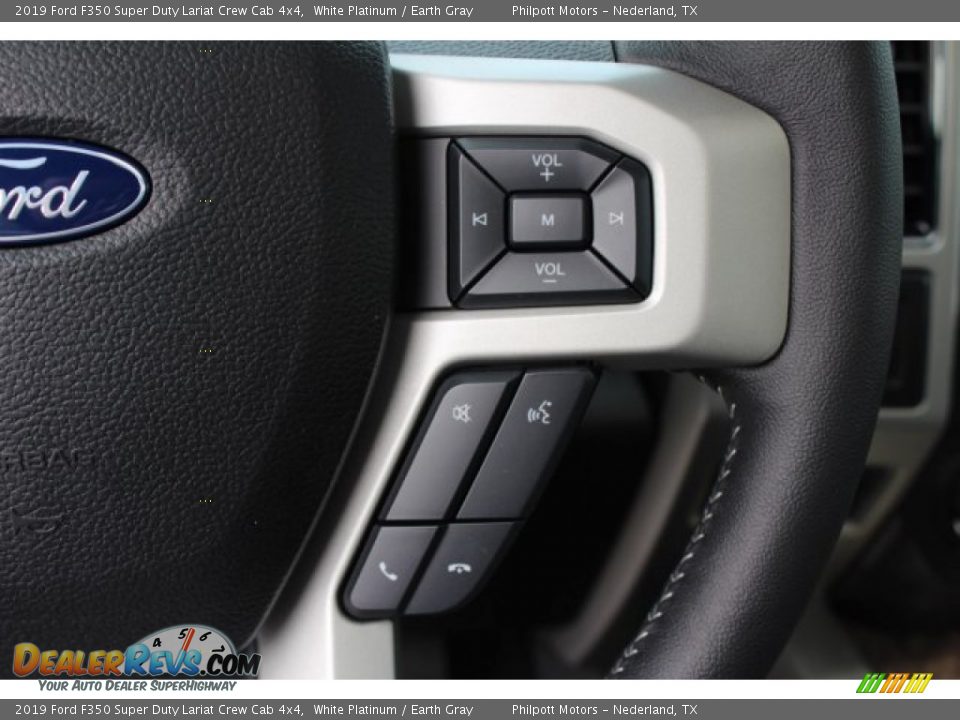 2019 Ford F350 Super Duty Lariat Crew Cab 4x4 White Platinum / Earth Gray Photo #28