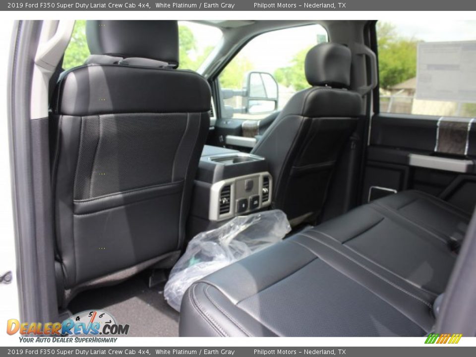 2019 Ford F350 Super Duty Lariat Crew Cab 4x4 White Platinum / Earth Gray Photo #32