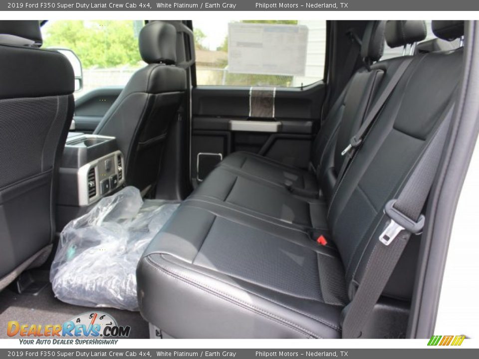 2019 Ford F350 Super Duty Lariat Crew Cab 4x4 White Platinum / Earth Gray Photo #33