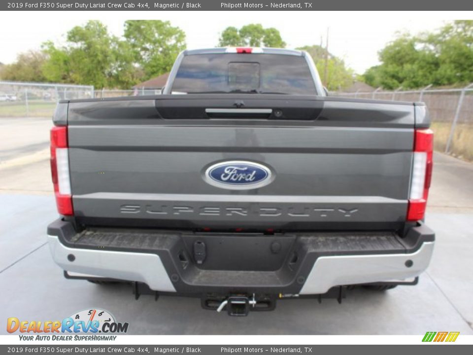 2019 Ford F350 Super Duty Lariat Crew Cab 4x4 Magnetic / Black Photo #8