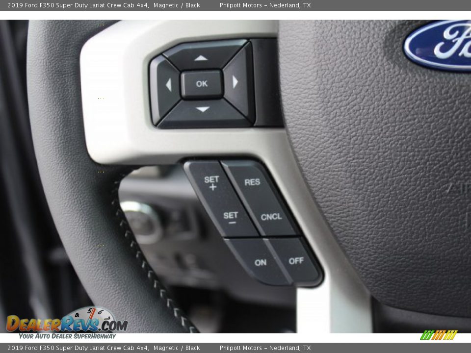 2019 Ford F350 Super Duty Lariat Crew Cab 4x4 Magnetic / Black Photo #27