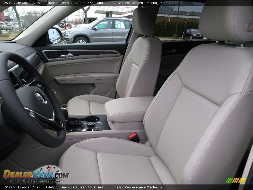 2019 Volkswagen Atlas SE 4Motion Deep Black Pearl / Shetland Photo #3