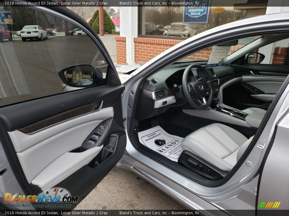 2018 Honda Accord EX Sedan Lunar Silver Metallic / Gray Photo #3