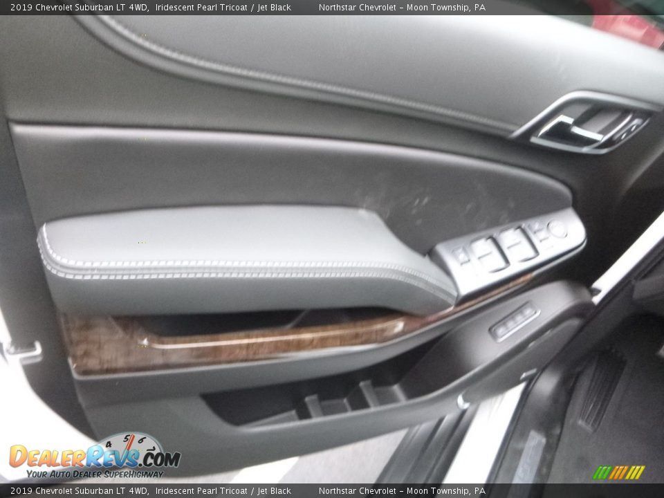 2019 Chevrolet Suburban LT 4WD Iridescent Pearl Tricoat / Jet Black Photo #11
