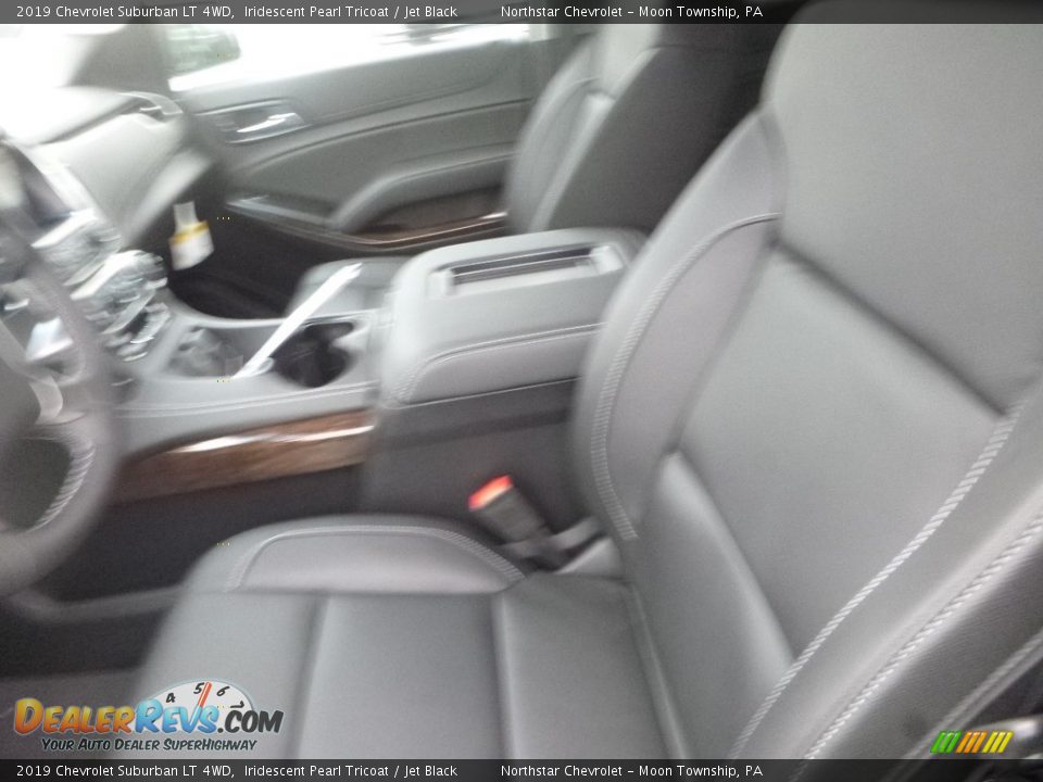 2019 Chevrolet Suburban LT 4WD Iridescent Pearl Tricoat / Jet Black Photo #12