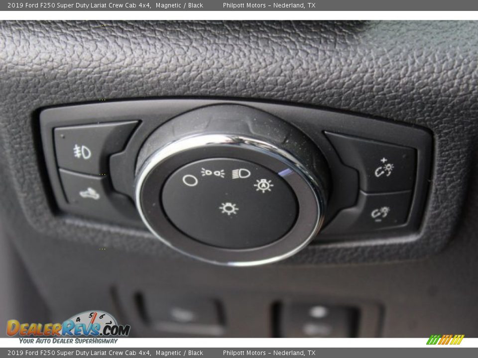 2019 Ford F250 Super Duty Lariat Crew Cab 4x4 Magnetic / Black Photo #26