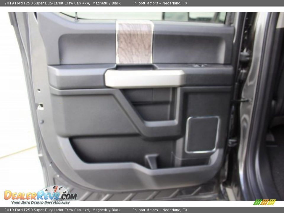 2019 Ford F250 Super Duty Lariat Crew Cab 4x4 Magnetic / Black Photo #28