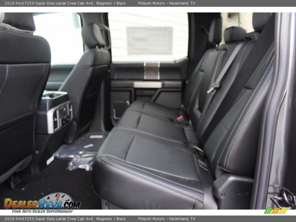2019 Ford F250 Super Duty Lariat Crew Cab 4x4 Magnetic / Black Photo #30