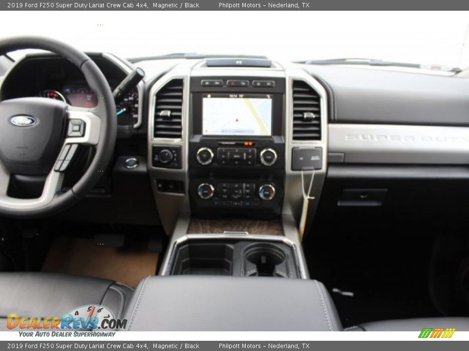 2019 Ford F250 Super Duty Lariat Crew Cab 4x4 Magnetic / Black Photo #31