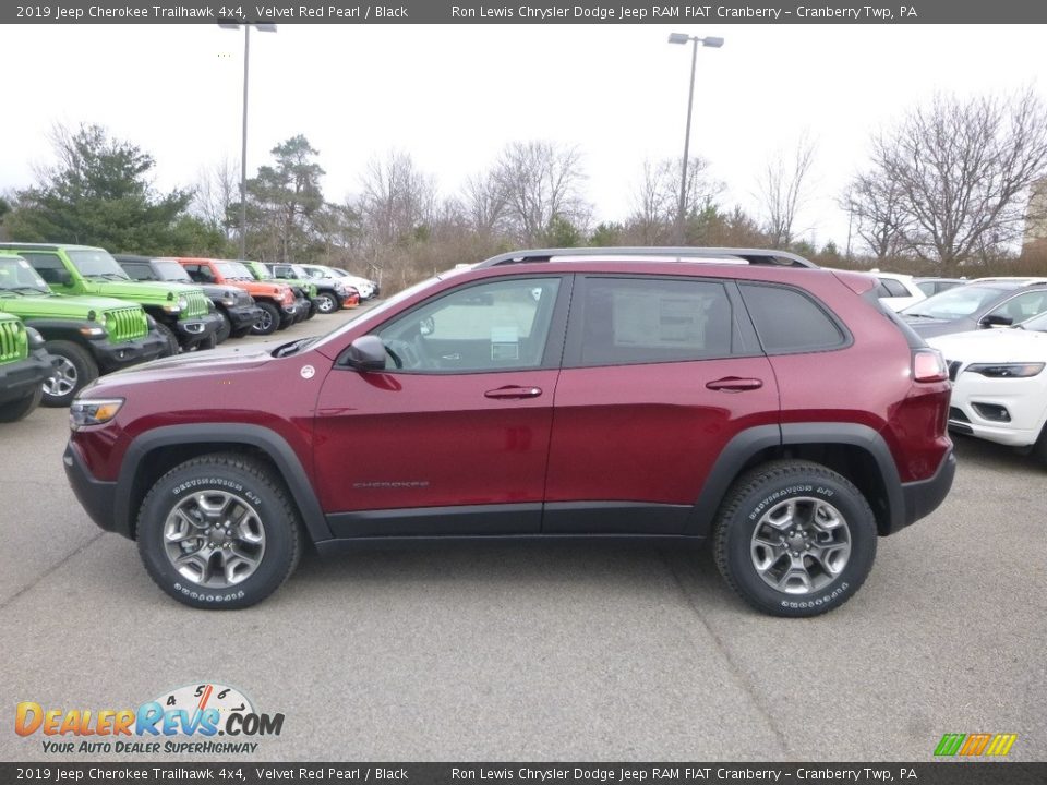2019 Jeep Cherokee Trailhawk 4x4 Velvet Red Pearl / Black Photo #2